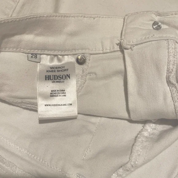 HUDSON Viceroy Knee Denim White Shorts size 28 - Picture 9 of 9